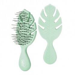 WetBrush Go Green Mini Detangler GREEN plaukų...