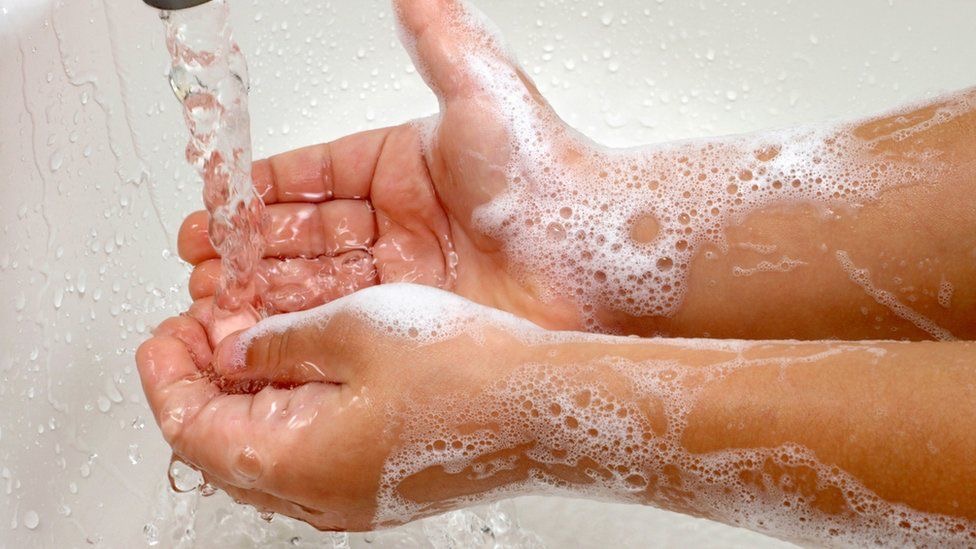 rankų plovimas